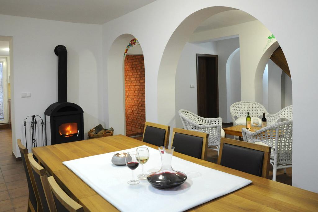 Apartment Sklipek Alsop Mutenice Room photo
