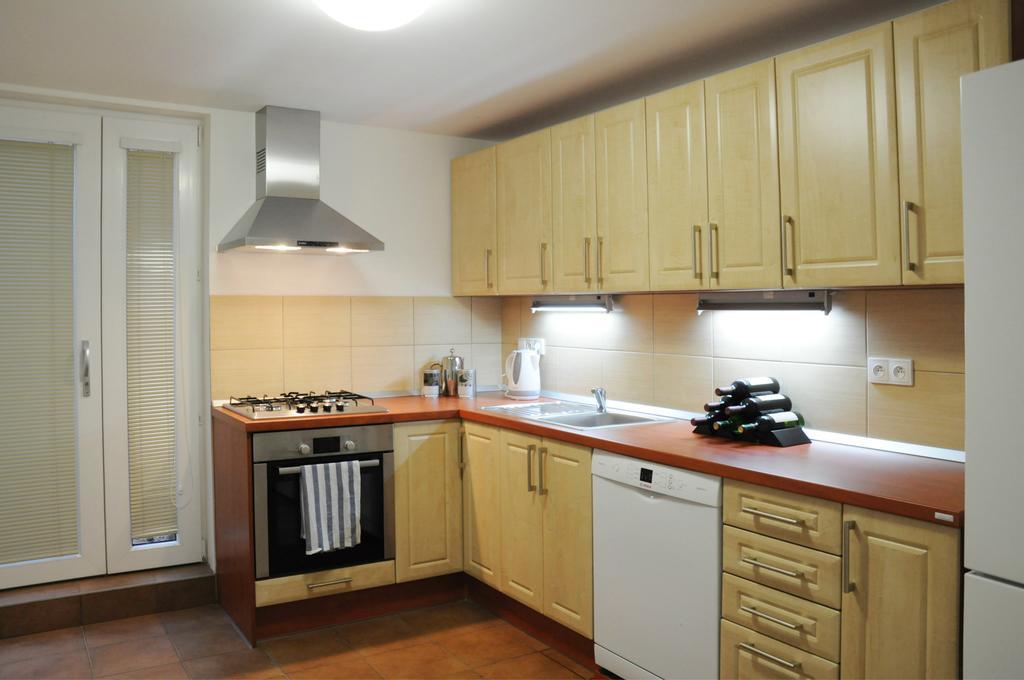 Apartment Sklipek Alsop Mutenice Room photo